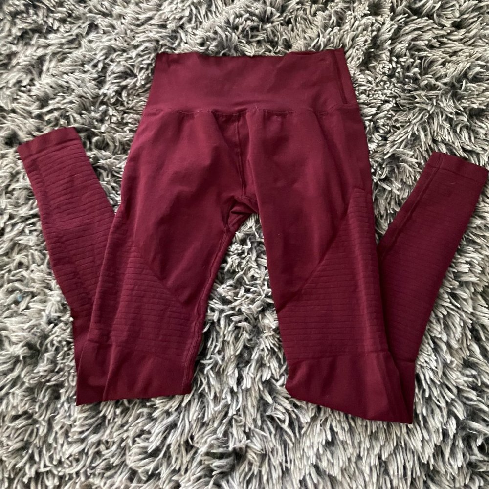 alphalete maroon dry fit leggings